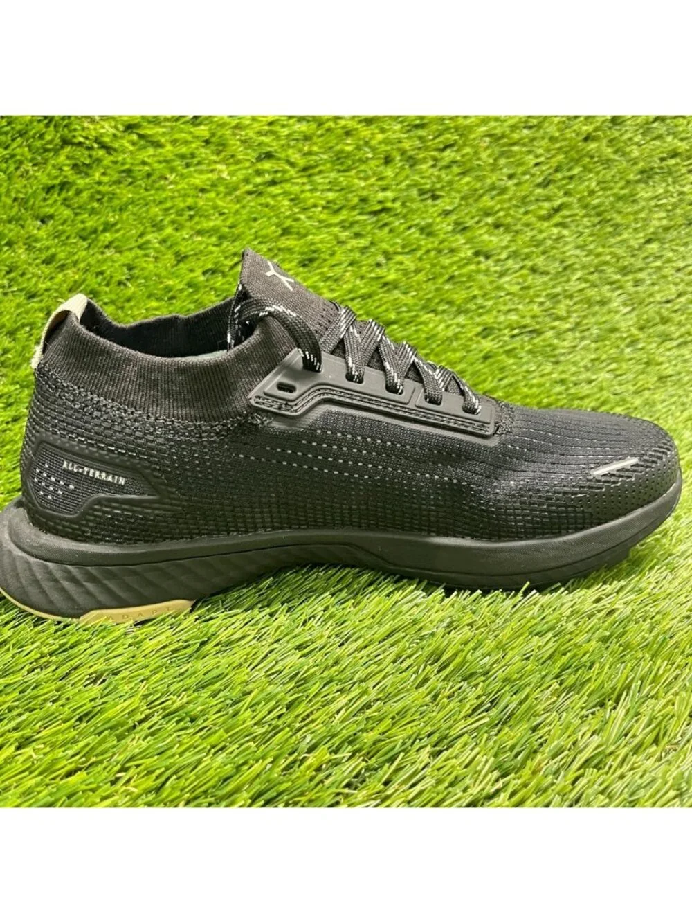 Flux Footwear Adapt Trail Runner Black Womens Size 8 Athletic Shoes Sneakers